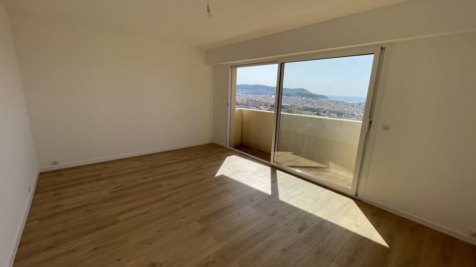 Image_, Duplex, Nice, ref :47
