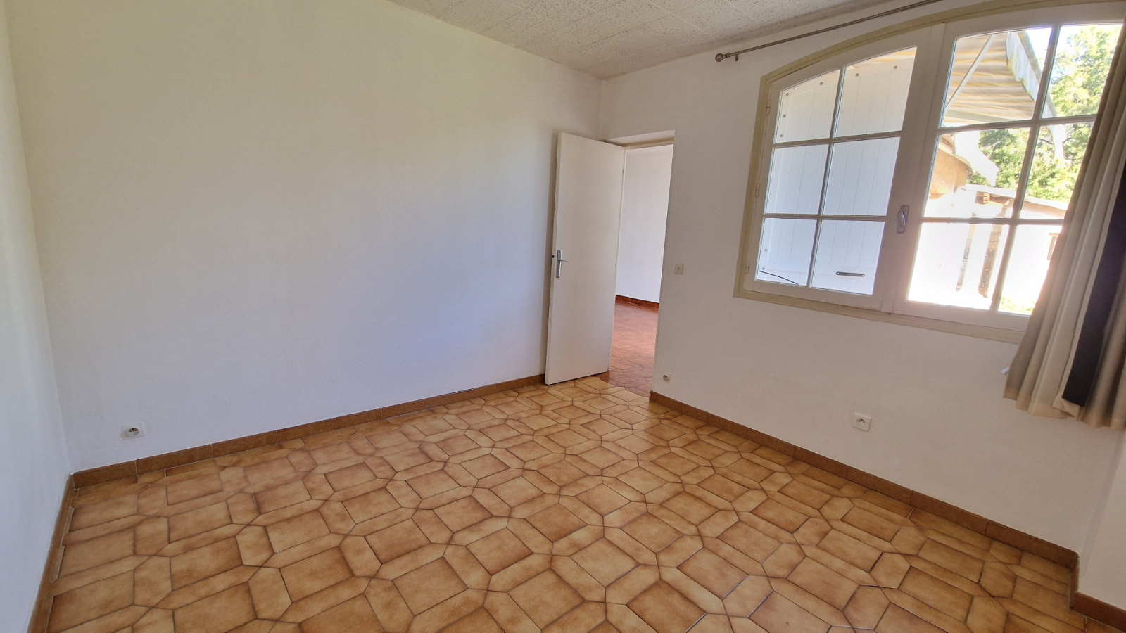 Image_, Rez de jardin, Saint-André-de-la-Roche, ref :4229